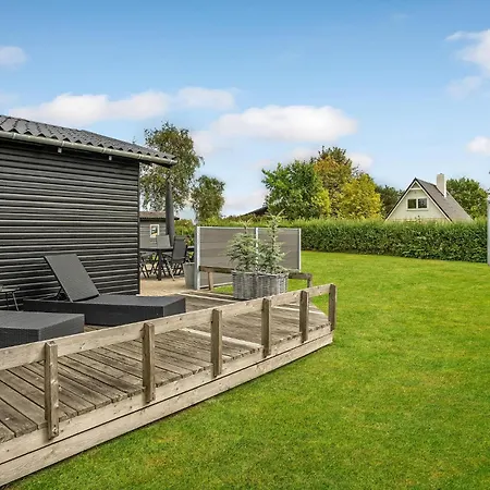 4 Bedroom Amazing In * Bogense