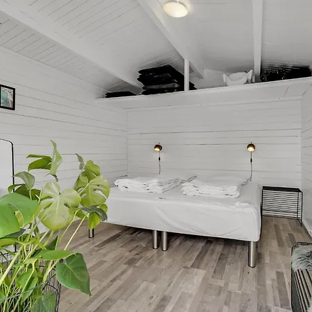 Holiday home 4 Bedroom Amazing In Bogense